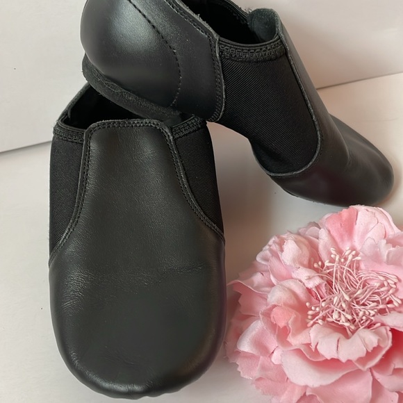 Toddler faux leather black jazz shoes slip on stretch size 12 toddler - Picture 2 of 6
